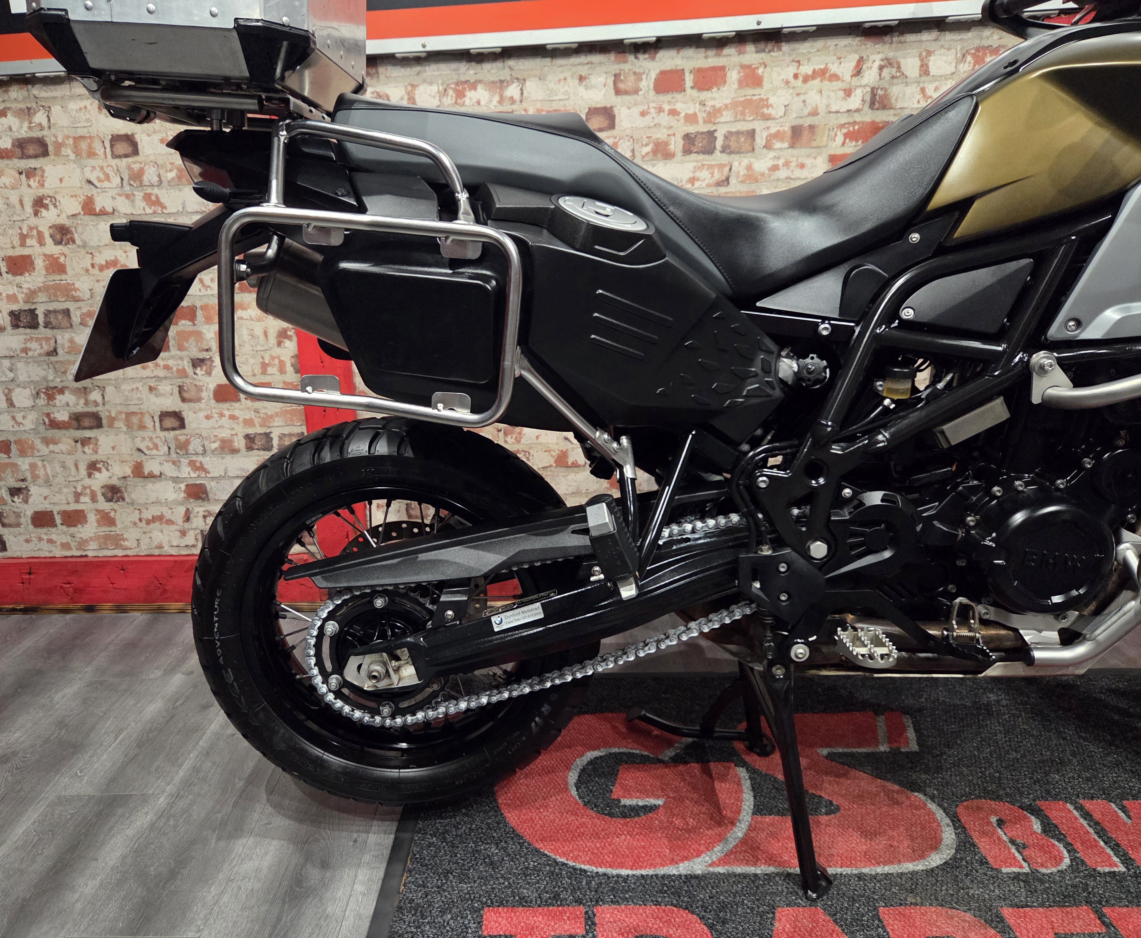 SOLD TO CLIENT FROM CALVINIA - 2016 BMW GSA 800, ONLY 33500km, 1 OWNER BIKE, KALAMATA, TOP BOX — photo 15