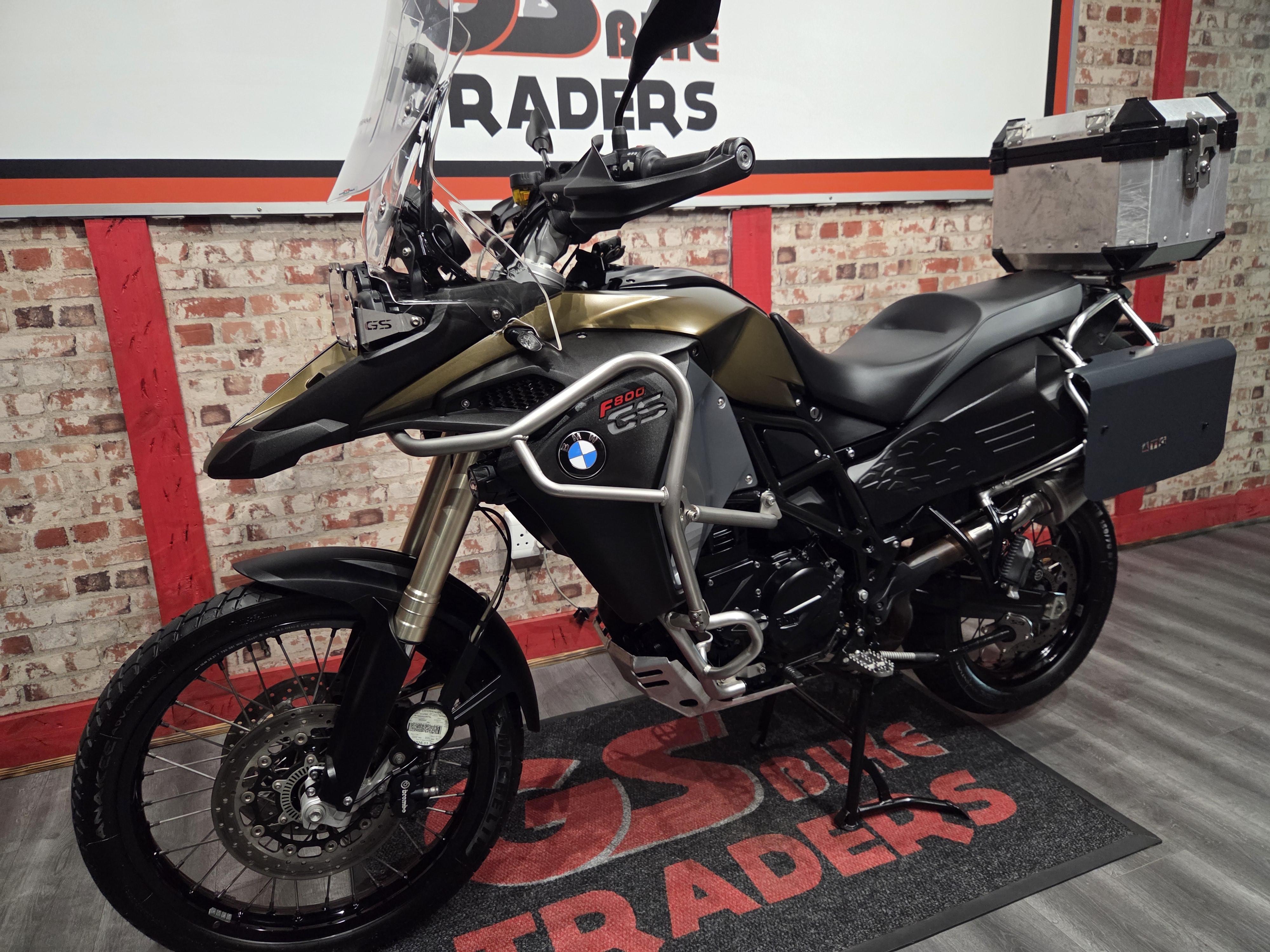 SOLD TO CLIENT FROM CALVINIA - 2016 BMW GSA 800, ONLY 33500km, 1 OWNER BIKE, KALAMATA, TOP BOX — photo 7