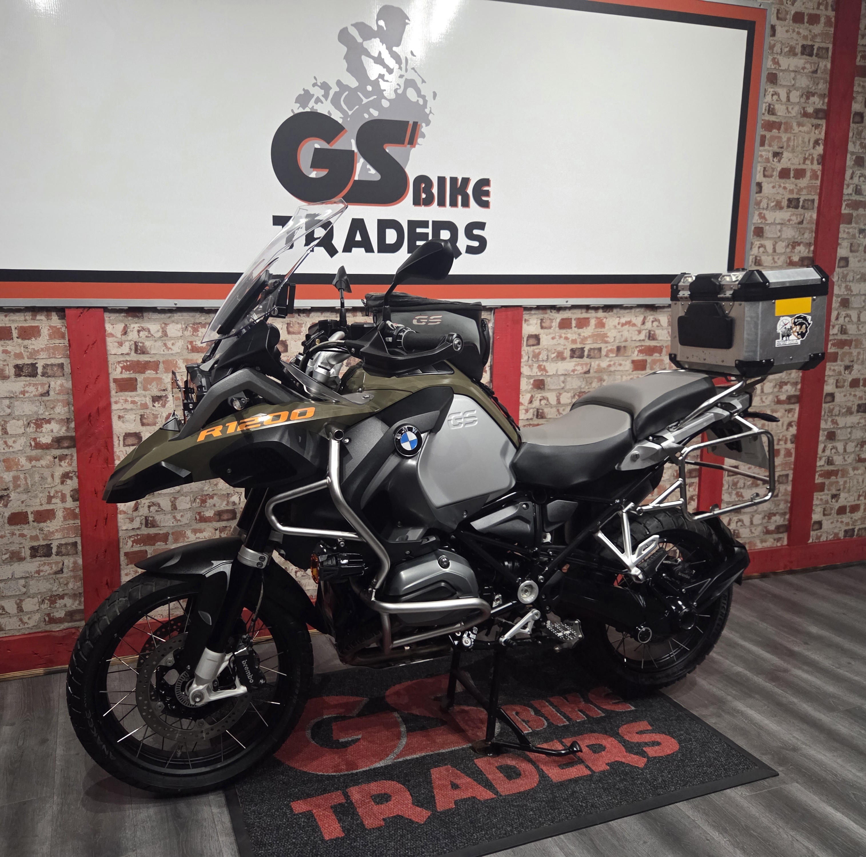 ARRIVING SOON - 2015 BMW GSA 1200, KALAMATA, 43700km, BMW top box — photo 2