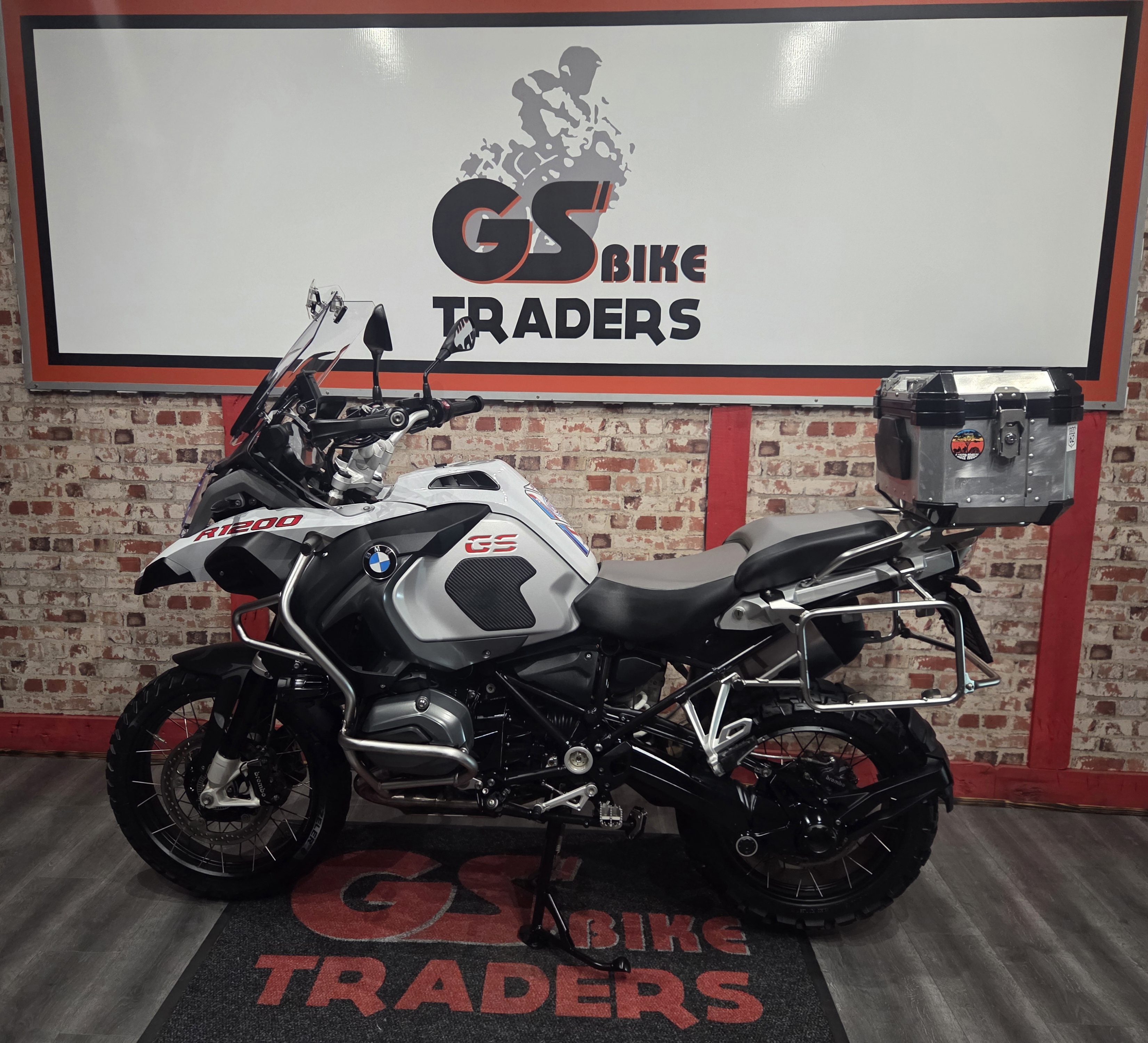  - 2016 BMW GSA 1200, ONLY 27200km, Top box 