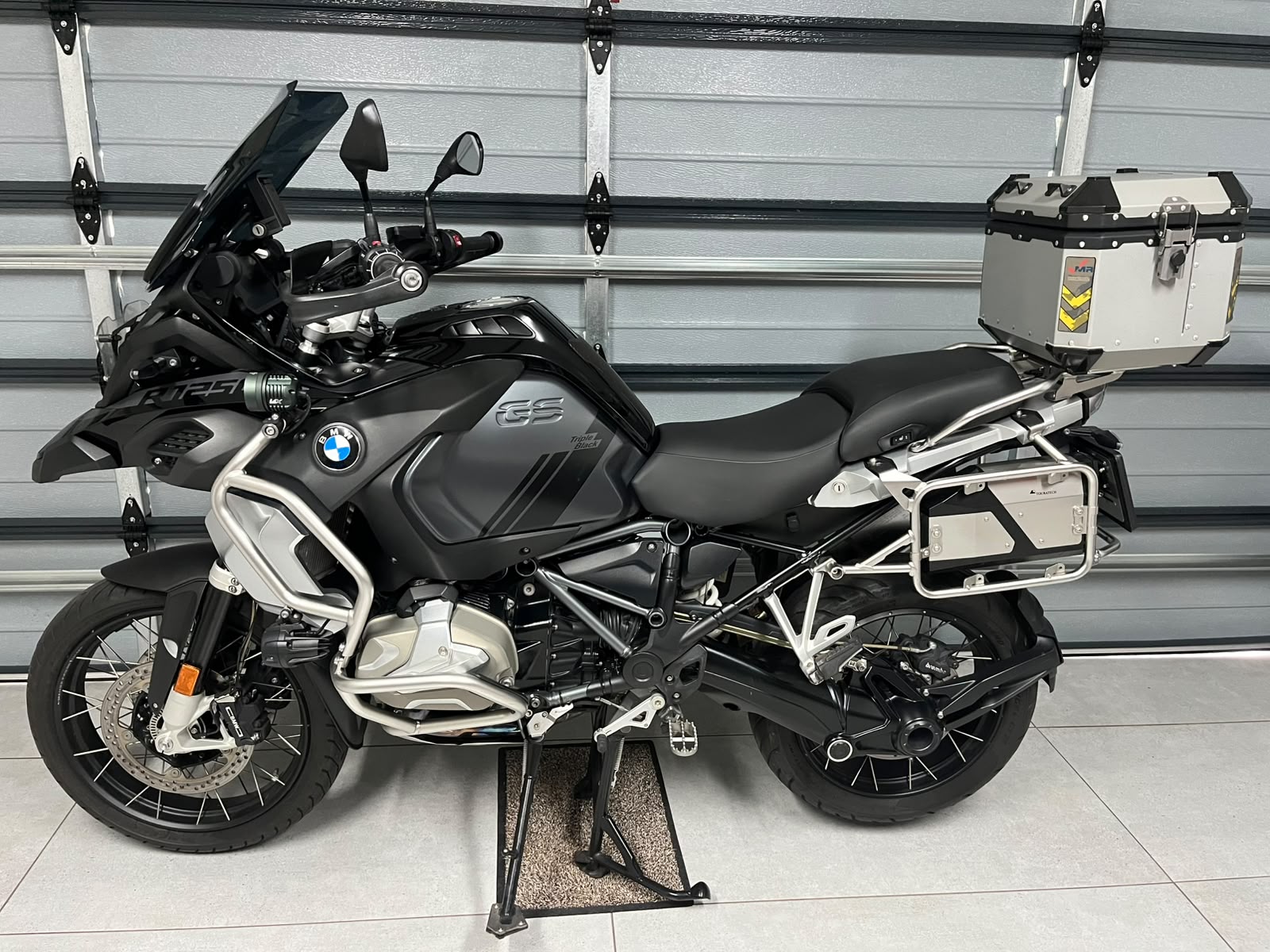 ARRIVING SOON - 2021 BMW GSA 1250, MU MODEL, TRIPLE BLACK, 719 OPTION, ONLY 25700km — feature image