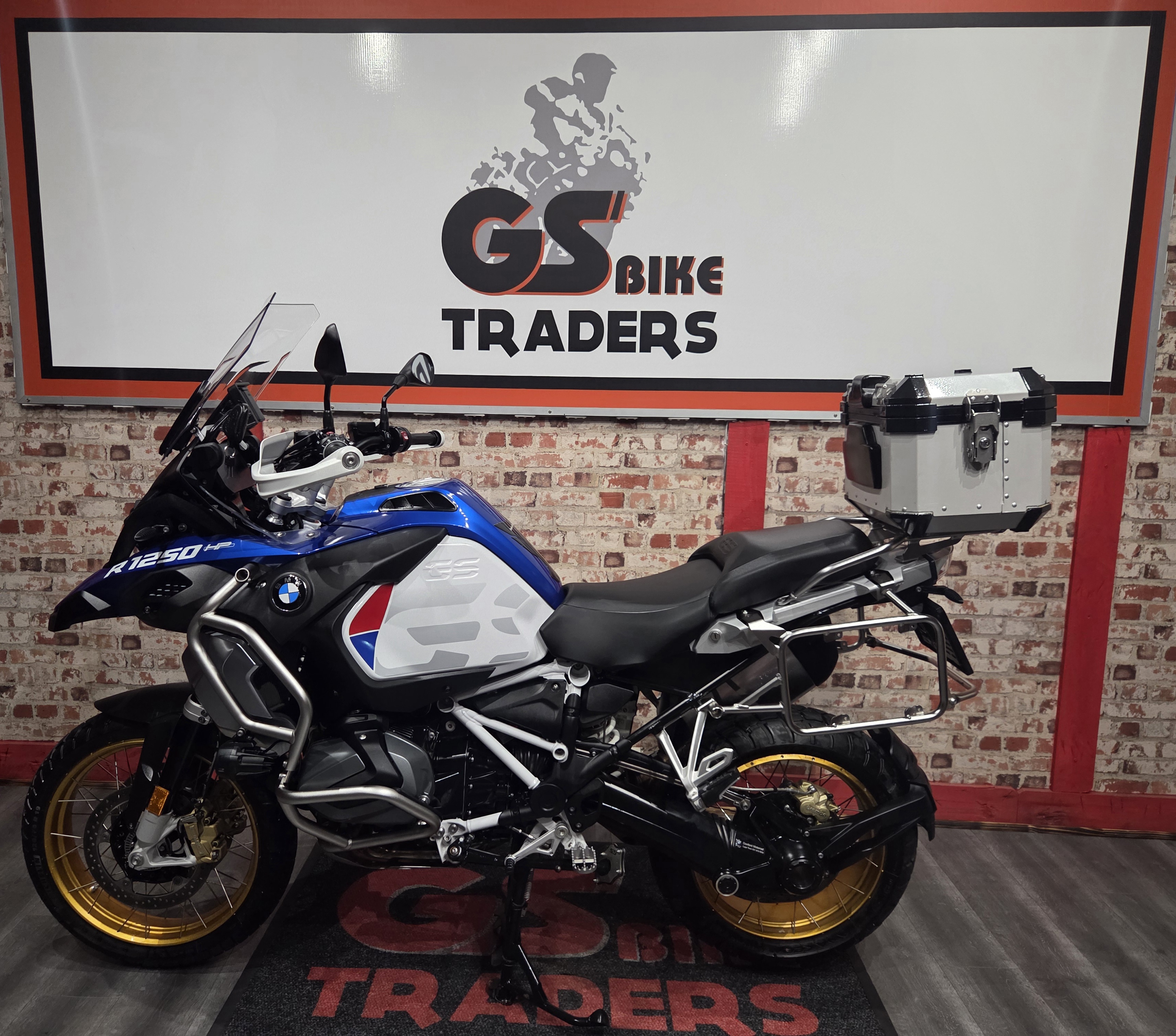 WOW WOW...ARRIVING SOON - 2019 BMW GSA 1250 HP EDITION, ONLY 11000km, 2 owner bike, Top box 